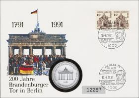 B-0437.f • Brandenburger Tor < Berlin 2 x 10 