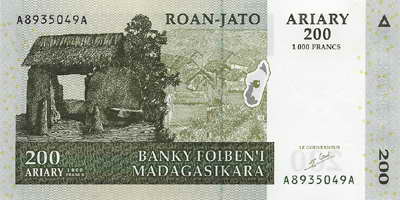 Madagaskar P.087a 200 Ariary 2004 (1) 
