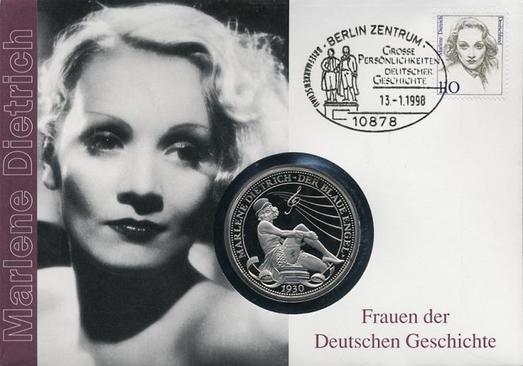 B-1111 • Marlene Dietrich 