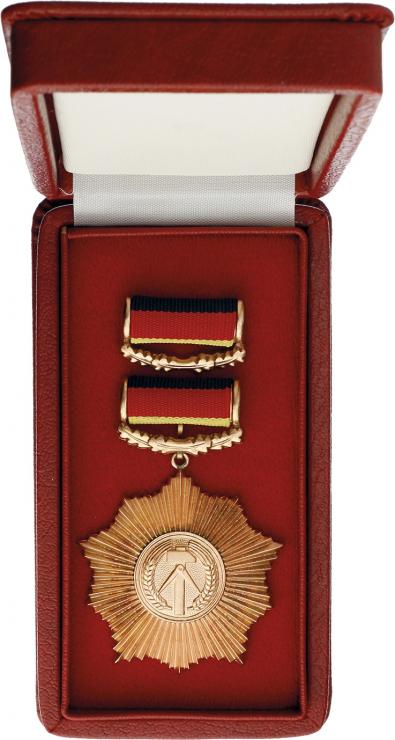 B.0005g Vaterländischer Verdienst-Orden - Bronze (OE) 