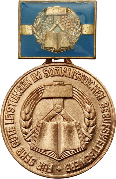 B.0237c Medaille Berufswettbewerb 