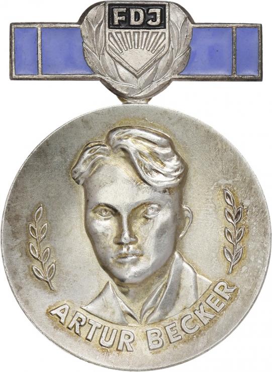 B.2358a Artur-Becker-Medaille der FDJ Silber 