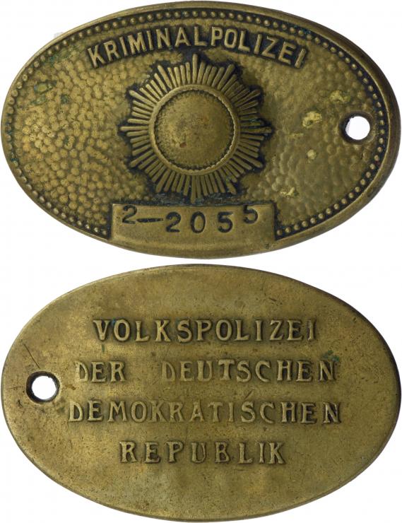 DDR Original Dienstmarke der Kriminalpolizei Nr. 2 Sachsen 