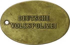 DDR Original Dienstmarke der Kriminalpolizei Nr. 9 Berlin 